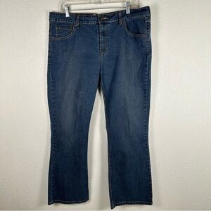 Levi Strauss Women’s Sz 14 stretch low rise bootcut dark wash Boho Western jeans